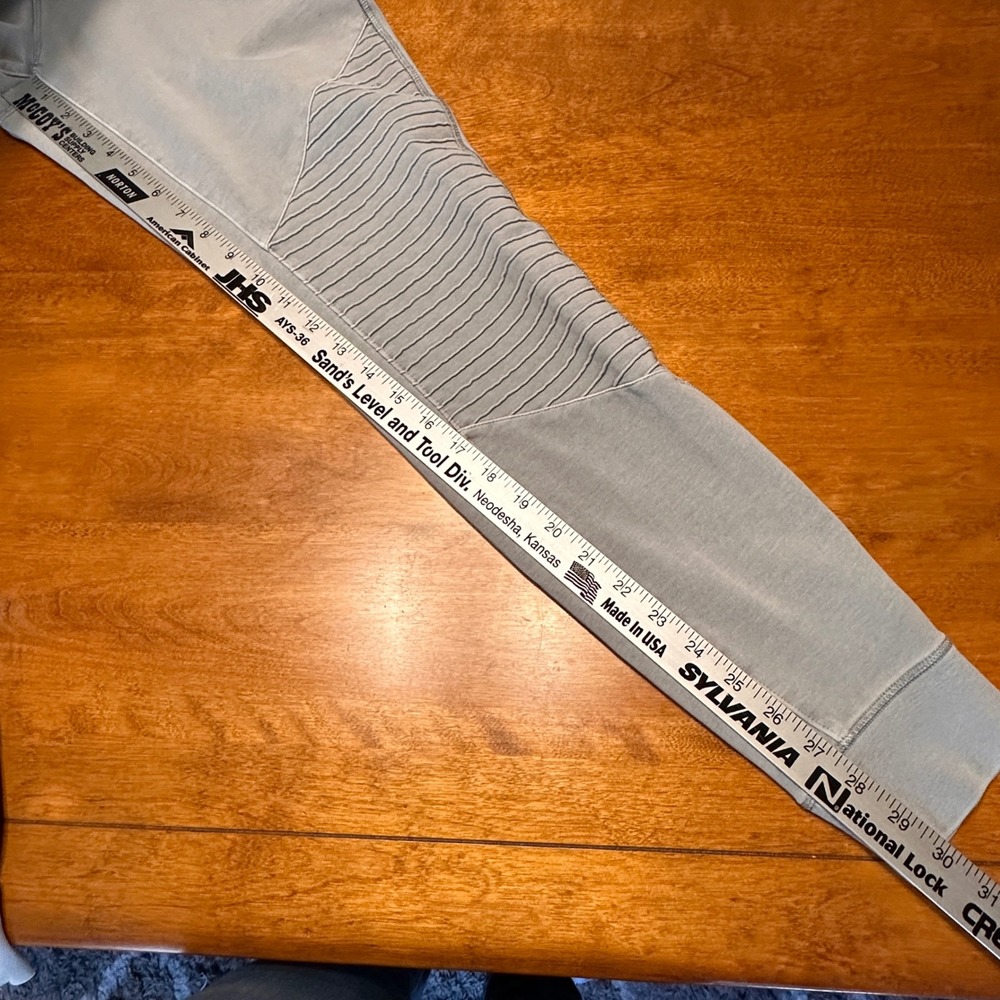 ALO Yoga Moto Jogger Sweatpants Women's Gray Zipper Pockets  Small - Picture 9 of 9